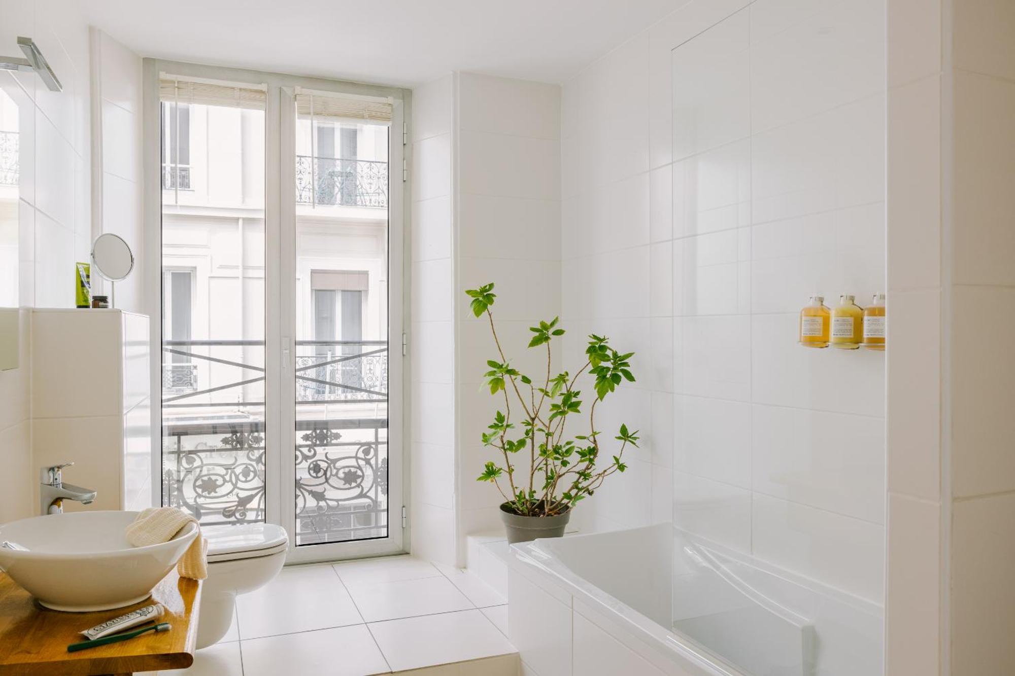 Yelo Lumiere Powered By Sonder Hotel Cannes Buitenkant foto