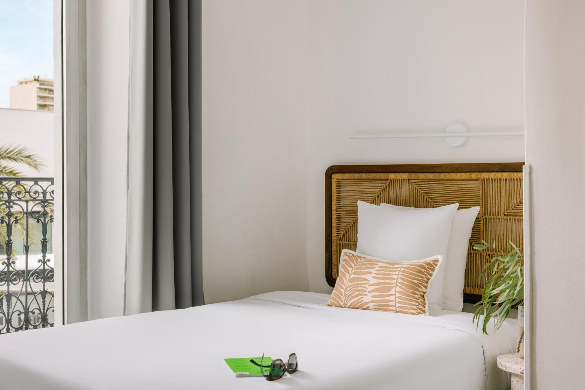 Yelo Lumiere Powered By Sonder Hotel Cannes Buitenkant foto