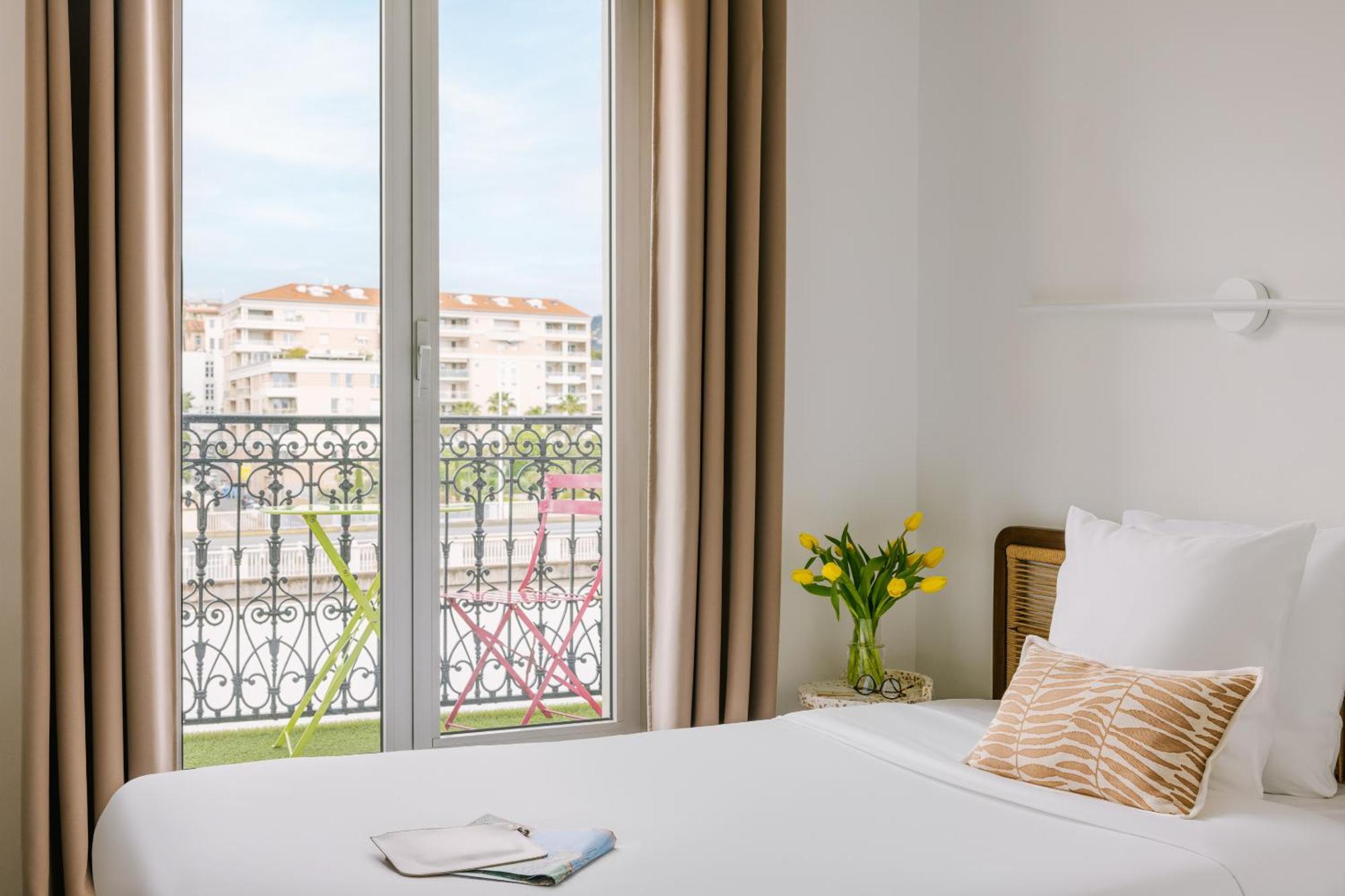 Yelo Lumiere Powered By Sonder Hotel Cannes Buitenkant foto